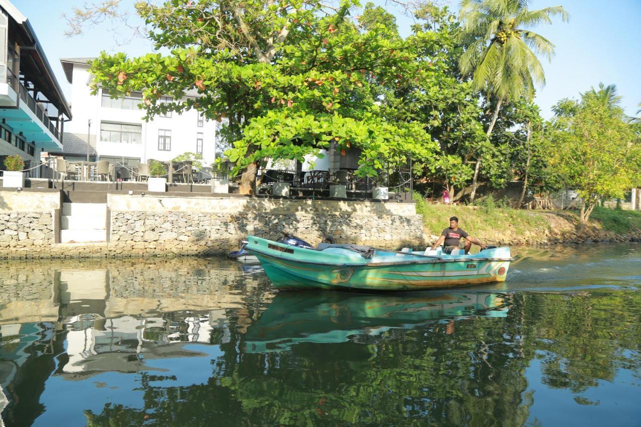 3R Resort Negombo Exteriör bild